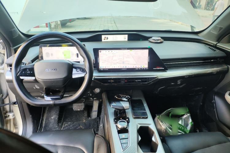 Used CHANGAN OSHAN Z6 New Energy 2022 Blue Whale iDD 150KM Flagship PLUS Smart Parking Edition Center Console