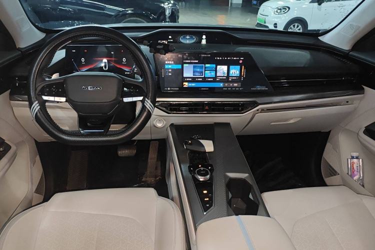 Used CHANGAN OSHAN Z6 New Energy 2022 Facelift Blue Whale iDD 150KM Flagship PLUS Smart Parking Edition Center Console