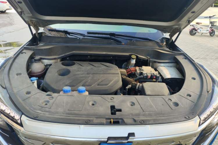 Used CHANGAN OSHAN Z6 New Energy 2022 Blue Whale iDD 150KM Flagship PLUS Smart Parking Edition Engine Bay