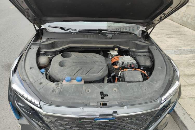 Used CHANGAN OSHAN Z6 New Energy 2022 Blue Whale iDD 150KM Flagship PLUS Engine Bay