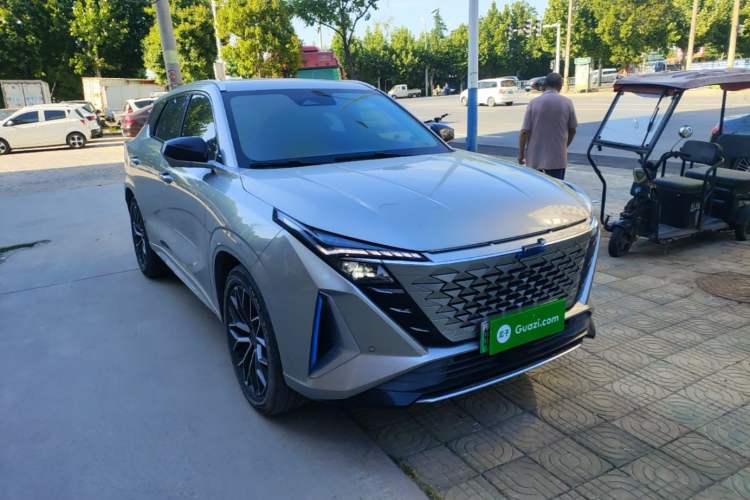 Used CHANGAN OSHAN Z6 New Energy 2022 Blue Whale iDD 150KM Flagship PLUS Smart Parking Edition Exterior 1