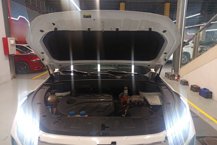 Used CHANGAN OSHAN Z6 New Energy 2022 Blue Whale iDD 150KM Flagship PLUS Smart Parking Edition Engine Bay