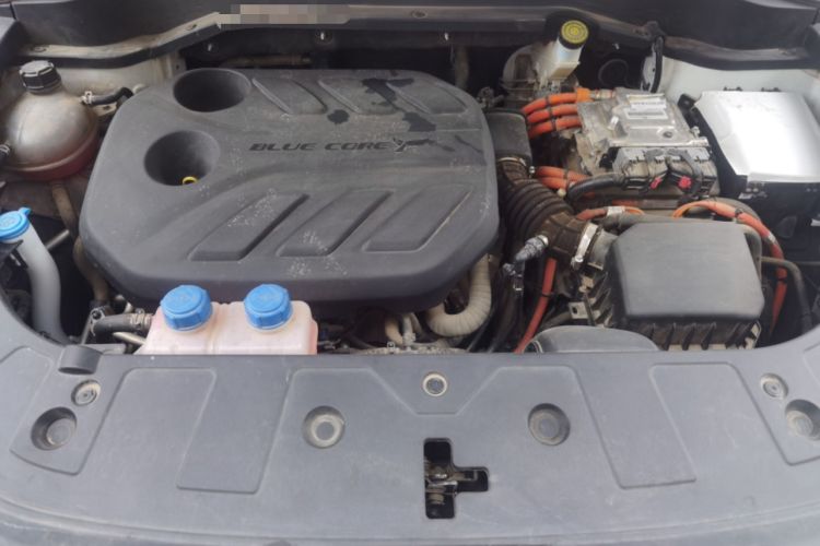 Used CHANGAN OSHAN Z6 New Energy 2022 Blue Whale iDD 150KM Flagship PLUS Smart Parking Edition Engine Bay