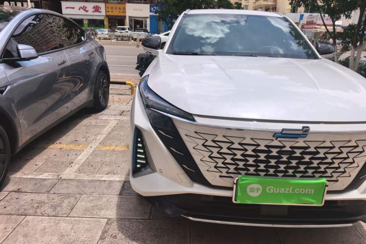 Used CHANGAN OSHAN Z6 New Energy 2022 Blue Whale iDD 150KM Flagship PLUS Right Front Headlight