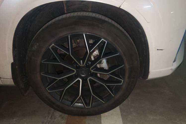 Used CHANGAN OSHAN Z6 New Energy 2022 Blue Whale iDD 150KM Flagship PLUS Right Front Wheel Hub