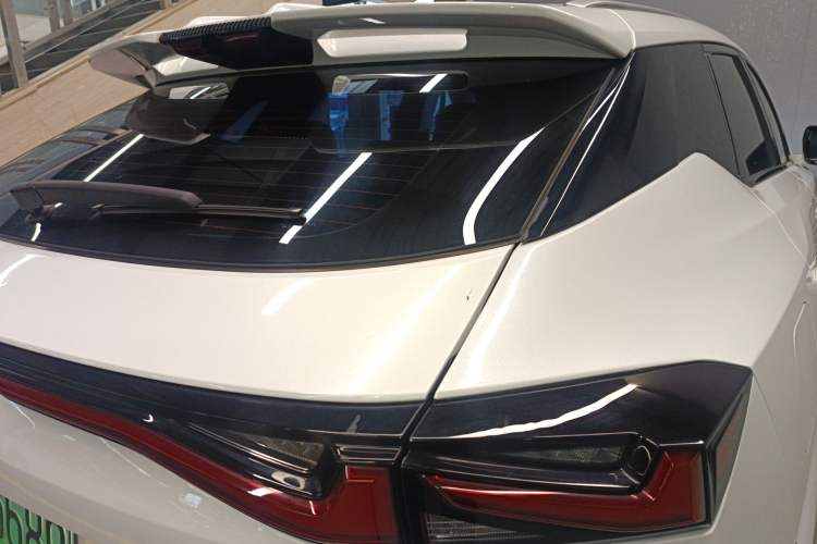 Used CHANGAN OSHAN Z6 New Energy 2022 Blue Whale iDD 150KM Flagship PLUS Smart Parking Edition Right Rear Taillight