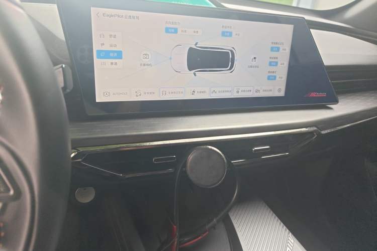 Used CHANGAN OSHAN Z6 New Energy 2023 ZhiDian iDD 150KM Flagship PLUS Audio And AC Panel