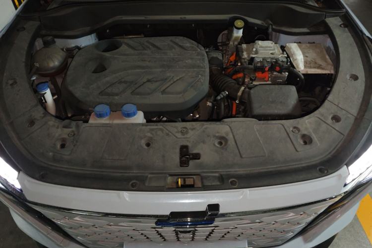 Used CHANGAN OSHAN Z6 New Energy 2023 ZhiDian iDD 150KM Flagship PLUS Smart Parking Edition Engine Bay