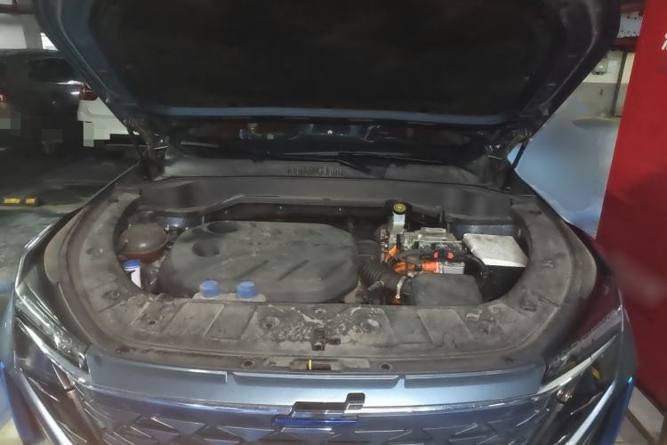 Used CHANGAN OSHAN Z6 New Energy 2023 ZhiDian iDD 150KM Flagship PLUS Smart Parking Edition Engine Bay