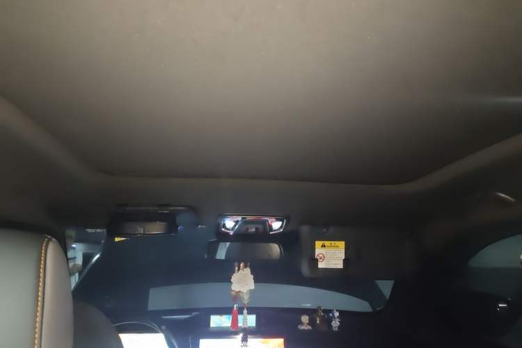 Used CHANGAN OSHAN Z6 New Energy 2023 ZhiDian iDD 150KM Flagship PLUS Smart Parking Edition Headliner