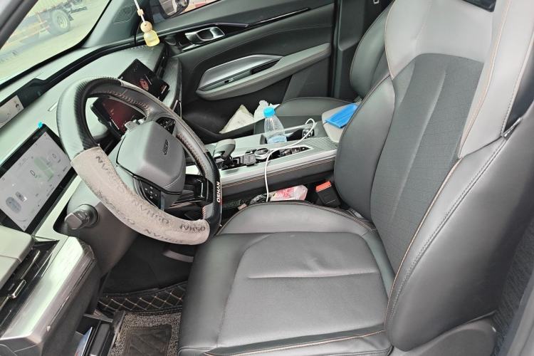 Used CHANGAN OSHAN Z6 New Energy 2023 ZhiDian iDD 150KM Flagship PLUS Left Front Seat