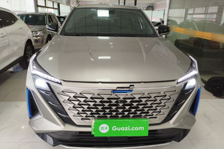 Used CHANGAN OSHAN Z6 New Energy 2023 ZhiDian iDD 150KM Flagship PLUS Smart Parking Edition Front