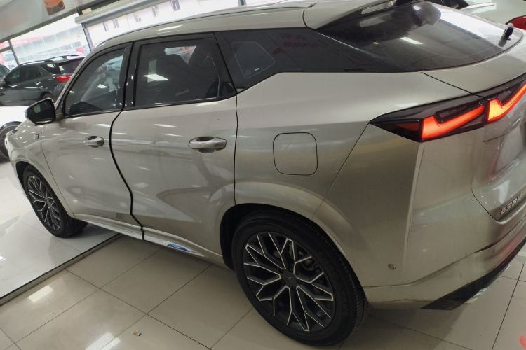 Used CHANGAN OSHAN Z6 New Energy 2023 ZhiDian iDD 150KM Flagship PLUS Smart Parking Edition Left Side
