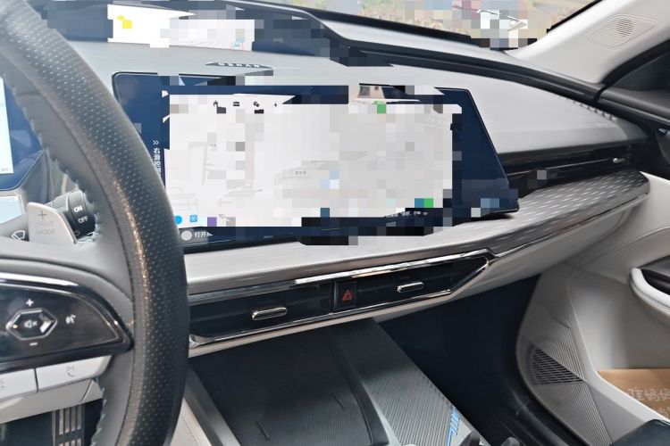 Used CHANGAN OSHAN Z6 New Energy 2023 ZhiDian iDD 150KM Flagship PLUS Audio And AC Panel