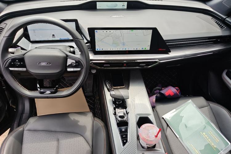 Used CHANGAN OSHAN Z6 New Energy 2023 ZhiDian iDD 150KM Flagship PLUS Smart Parking Edition Center Console