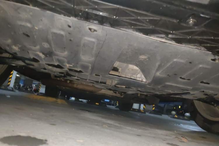 Used CHANGAN OSHAN Z6 New Energy 2023 ZhiDian iDD 150KM Flagship Model Chassis Front