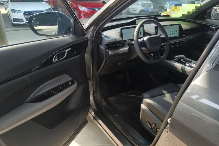 Used CHANGAN OSHAN Z6 New Energy 2023 ZhiDian iDD 150KM Flagship PLUS Smart Parking Edition Driver Seat