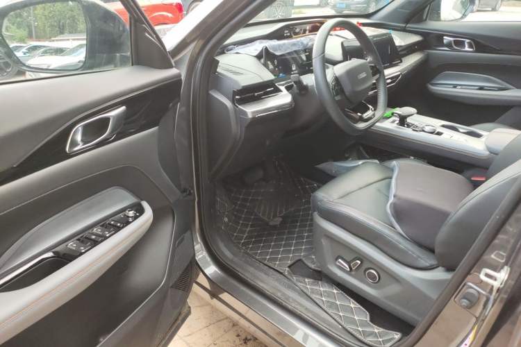Used CHANGAN OSHAN Z6 New Energy 2023 ZhiDian iDD 150KM Flagship PLUS Driver Seat