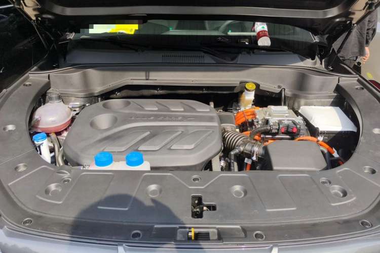 Used CHANGAN OSHAN Z6 New Energy 2023 ZhiDian iDD 150KM Flagship PLUS Smart Parking Edition Engine Bay