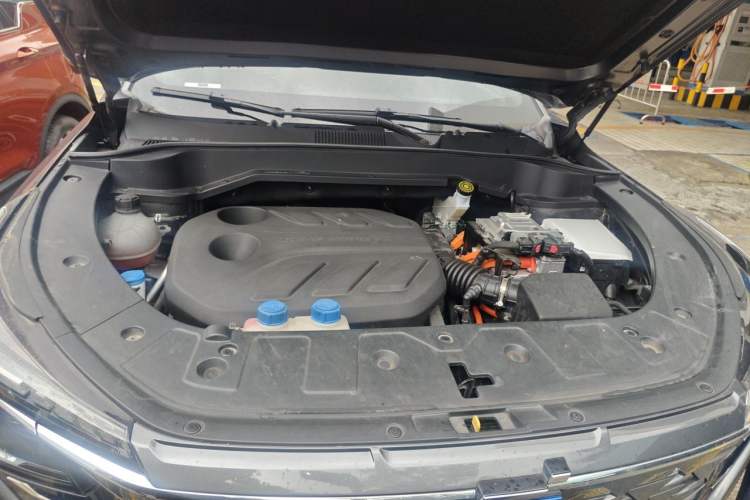Used CHANGAN OSHAN Z6 New Energy 2023 ZhiDian iDD 150KM Flagship PLUS Smart Parking Edition Engine Bay