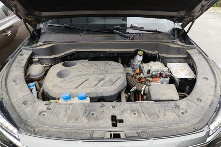 Used CHANGAN OSHAN Z6 New Energy 2023 ZhiDian iDD 150KM Flagship PLUS Engine Bay