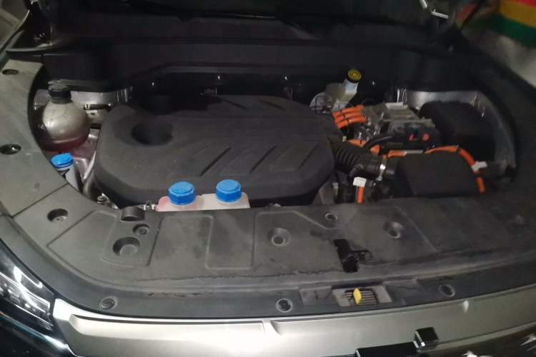 Used CHANGAN OSHAN Z6 New Energy 2023 ZhiDian iDD 150KM Flagship PLUS Engine Bay