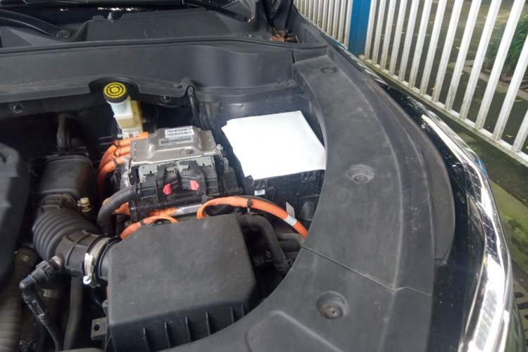 Used CHANGAN OSHAN Z6 New Energy 2023 ZhiDian iDD 150KM Flagship PLUS Engine Bay Left