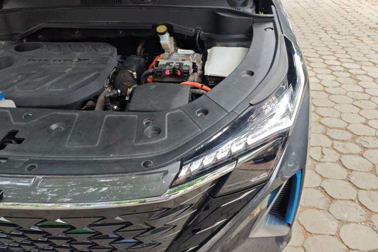Used CHANGAN OSHAN Z6 New Energy 2023 ZhiDian iDD 150KM Flagship PLUS Smart Parking Edition Engine Bay Left