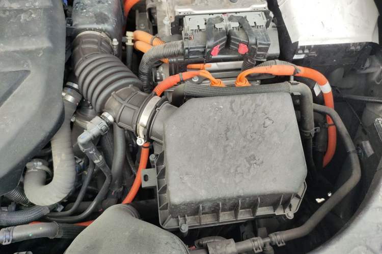 Used CHANGAN OSHAN Z6 New Energy 2023 ZhiDian iDD 150KM Flagship PLUS Engine Bay Left