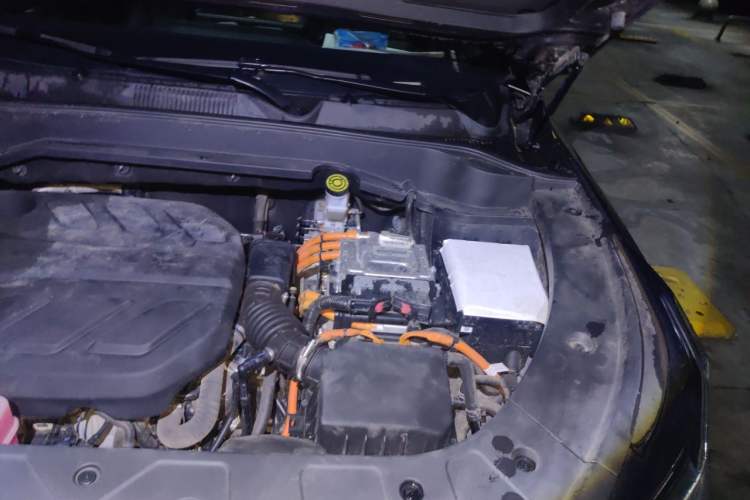 Used CHANGAN OSHAN Z6 New Energy 2023 ZhiDian iDD 150KM Flagship Model Engine Bay Left