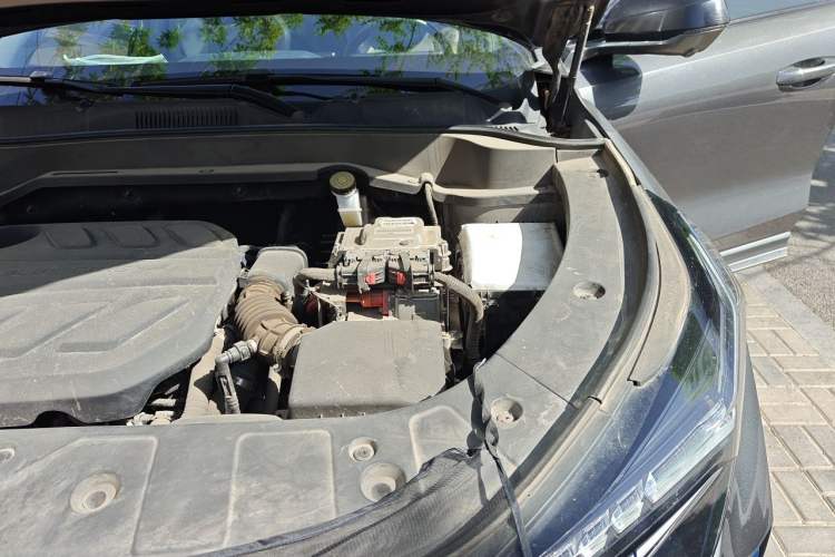 Used CHANGAN OSHAN Z6 New Energy 2023 ZhiDian iDD 150KM Flagship PLUS Engine Bay Left