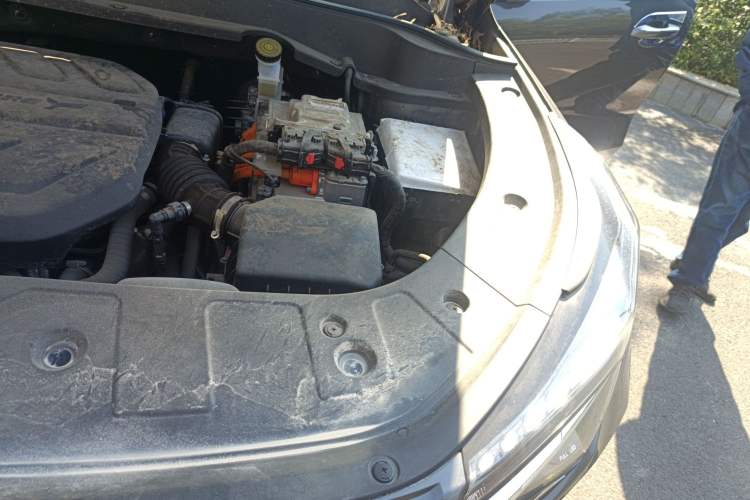 Used CHANGAN OSHAN Z6 New Energy 2023 ZhiDian iDD 150KM Flagship PLUS Smart Parking Edition Engine Bay Left