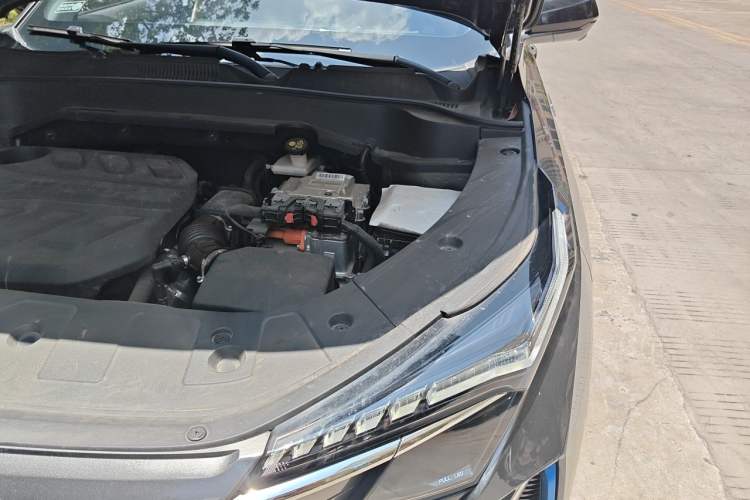 Used CHANGAN OSHAN Z6 New Energy 2023 ZhiDian iDD 150KM Flagship PLUS Engine Bay Left