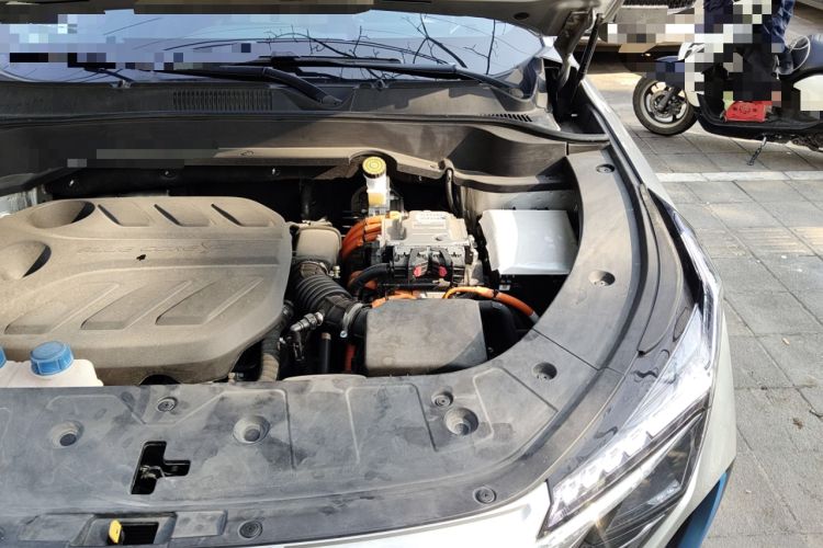 Used CHANGAN OSHAN Z6 New Energy 2023 ZhiDian iDD 150KM Flagship PLUS Engine Bay Left