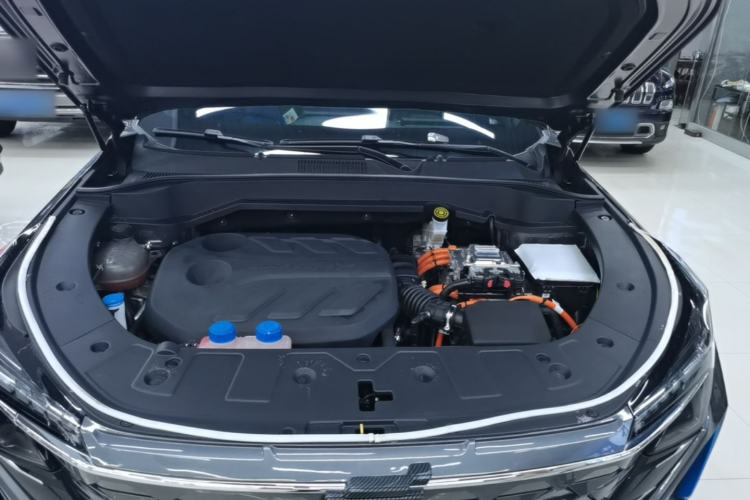 Used CHANGAN OSHAN Z6 New Energy 2023 ZhiDian iDD 150KM Flagship PLUS Smart Parking Edition Engine Bay