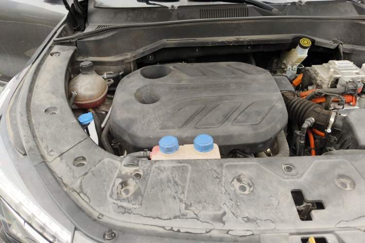 Used CHANGAN OSHAN Z6 New Energy 2023 ZhiDian iDD 150KM Flagship PLUS Engine Bay Right