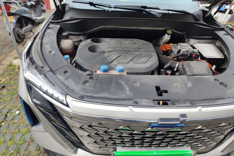 Used CHANGAN OSHAN Z6 New Energy 2023 ZhiDian iDD 150KM Flagship PLUS Engine Bay Right