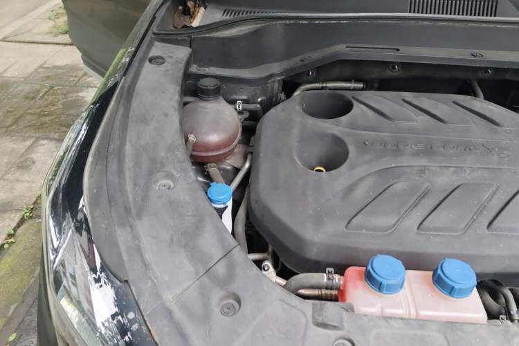 Used CHANGAN OSHAN Z6 New Energy 2023 ZhiDian iDD 150KM Flagship PLUS Smart Parking Edition Engine Bay Right