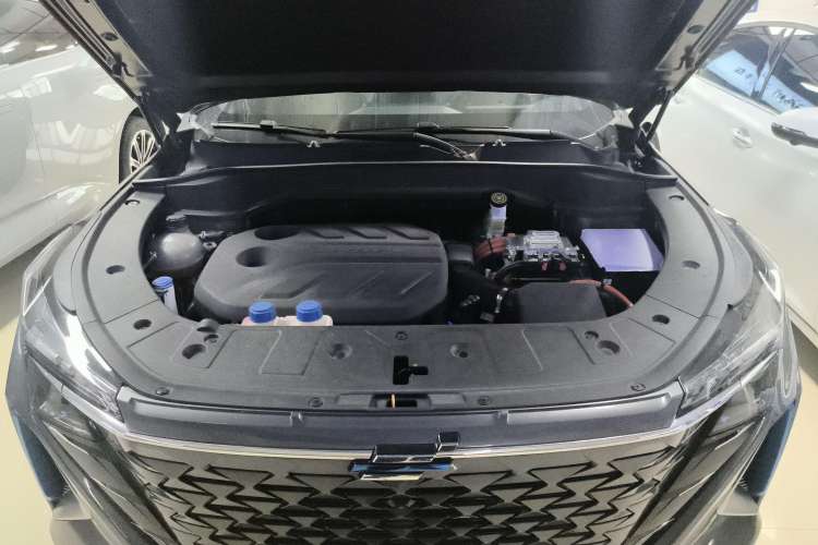 Used CHANGAN OSHAN Z6 New Energy 2023 ZhiDian iDD 150KM Flagship PLUS Smart Parking Edition Engine Bay