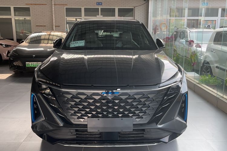 Used CHANGAN OSHAN Z6 New Energy 2023 ZhiDian iDD 150KM Flagship PLUS Exterior 1