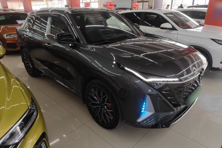 Used CHANGAN OSHAN Z6 New Energy 2023 ZhiDian iDD 150KM Flagship PLUS Smart Parking Edition Exterior 2