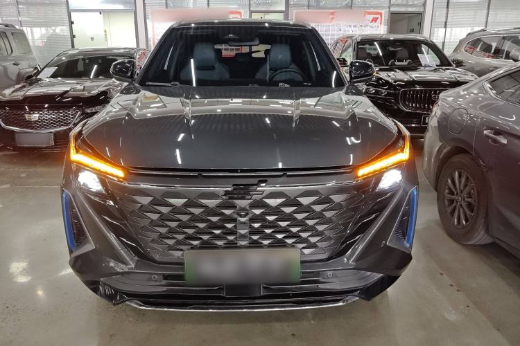 Used CHANGAN OSHAN Z6 New Energy 2023 ZhiDian iDD 150KM Flagship PLUS Smart Parking Edition Front