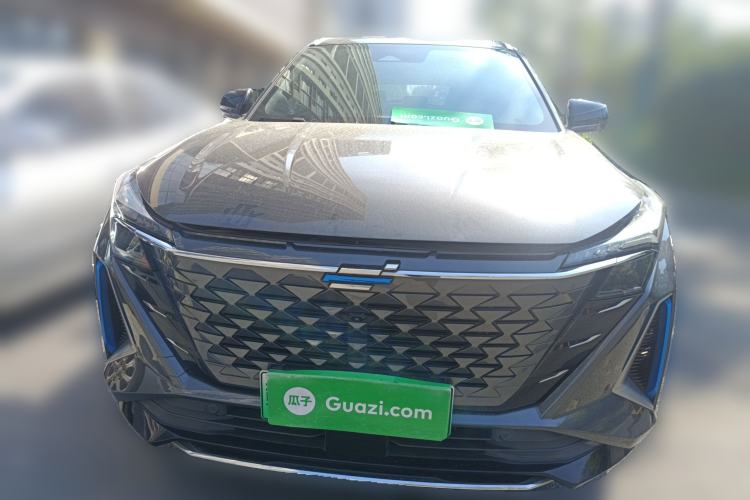 Used CHANGAN OSHAN Z6 New Energy 2023 ZhiDian iDD 150KM Flagship PLUS Smart Parking Edition Front