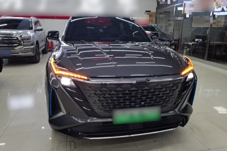 Used CHANGAN OSHAN Z6 New Energy 2023 ZhiDian iDD 150KM Flagship PLUS Smart Parking Edition Front