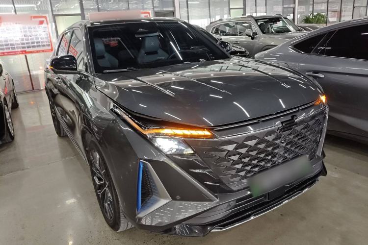 Used CHANGAN OSHAN Z6 New Energy 2023 ZhiDian iDD 150KM Flagship PLUS Smart Parking Edition Front Right 45 Deg