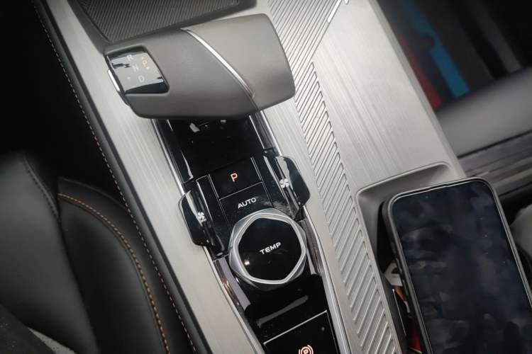 Used CHANGAN OSHAN Z6 New Energy 2023 ZhiDian iDD 150KM Flagship PLUS Gear Lever