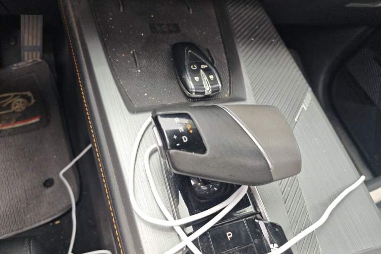 Used CHANGAN OSHAN Z6 New Energy 2023 ZhiDian iDD 150KM Flagship PLUS Gear Lever