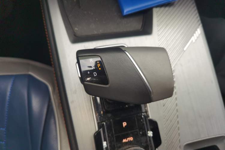 Used CHANGAN OSHAN Z6 New Energy 2023 ZhiDian iDD 150KM Flagship PLUS Gear Lever