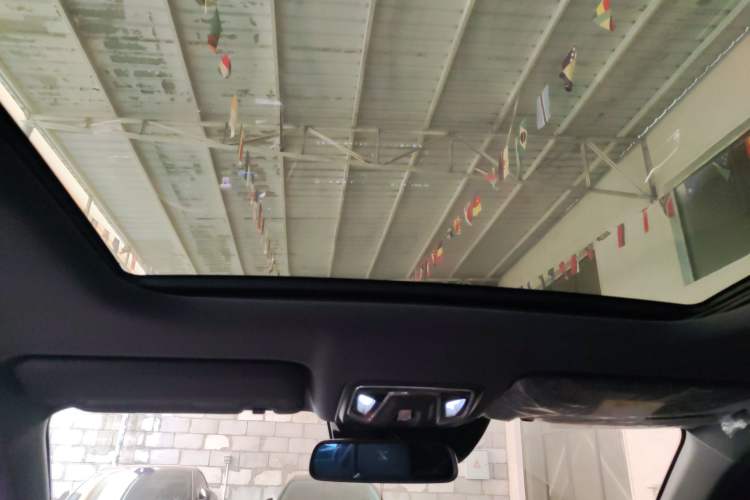 Used CHANGAN OSHAN Z6 New Energy 2023 ZhiDian iDD 150KM Flagship PLUS Smart Parking Edition Headliner