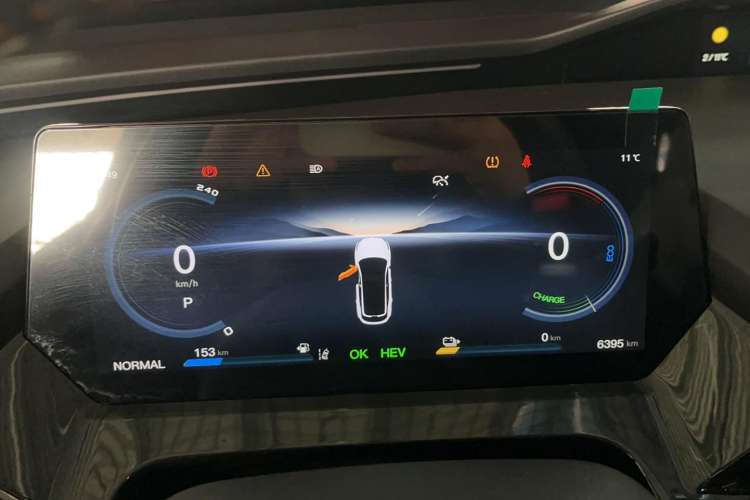 Used CHANGAN OSHAN Z6 New Energy 2023 ZhiDian iDD 150KM Flagship PLUS Smart Parking Edition Instrument Cluster